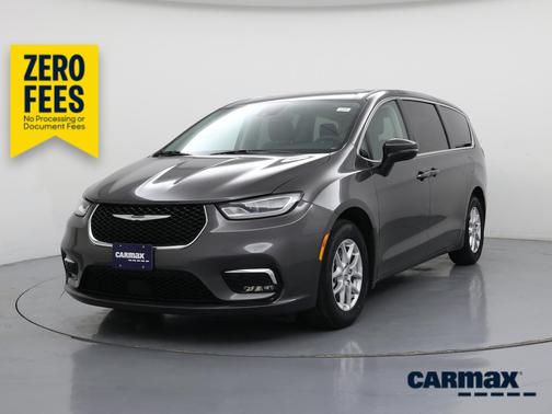 Gray 2023 Chrysler Pacifica Touring L