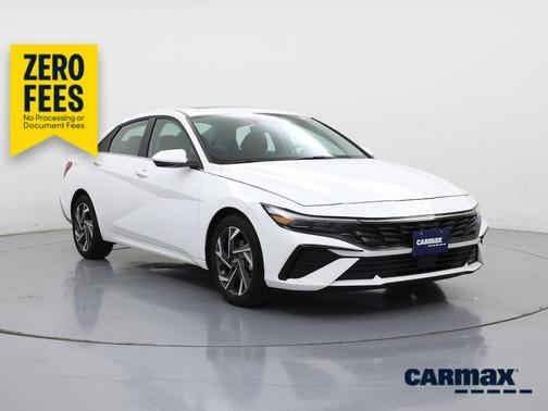 White 2025 Hyundai ELANTRA SEL Convenience
