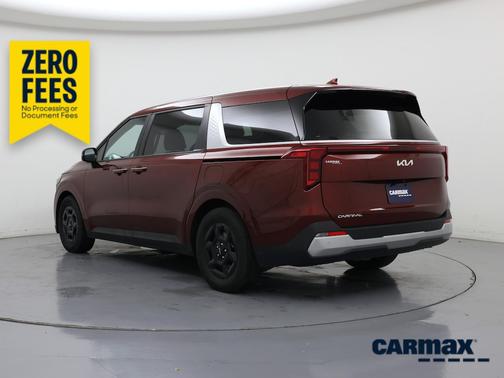 Red 2025 Kia Carnival LXS