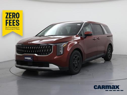 Red 2025 Kia Carnival LXS