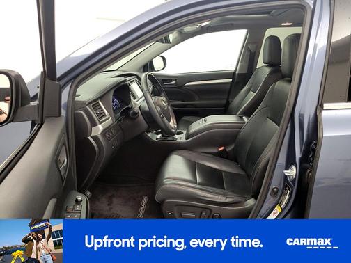 Blue 2017 Toyota Highlander XLE