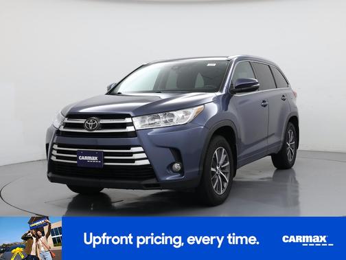 Blue 2017 Toyota Highlander XLE