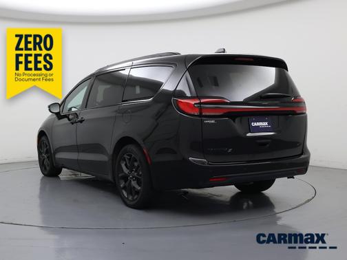 Black 2023 Chrysler Pacifica Touring L