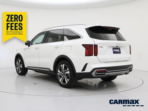 White 2024 Kia Sorento Hybrid SX Prestige