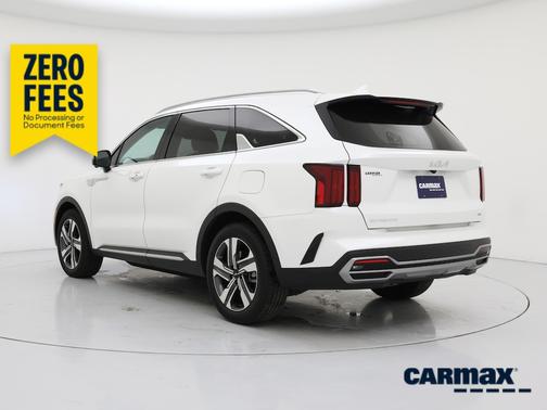 White 2024 Kia Sorento Hybrid SX Prestige