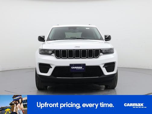 2022 Jeep Grand Cherokee Laredo