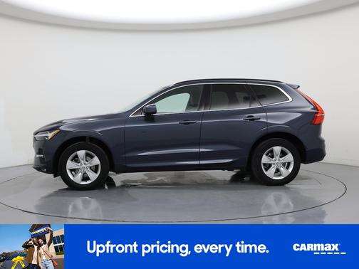 2022 Volvo XC60 B5 Momentum