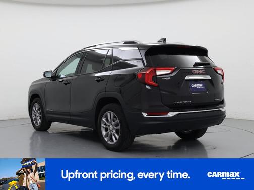 Black 2022 GMC Terrain SLT