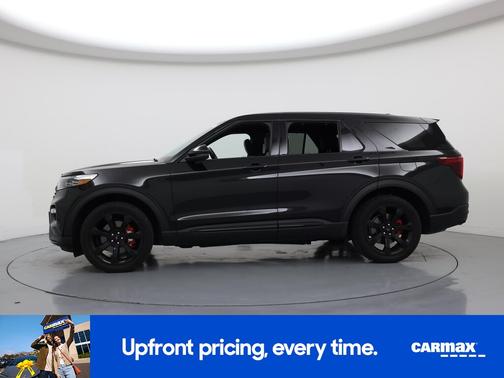 Black 2022 Ford Explorer ST