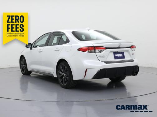 White 2023 Toyota Corolla SE