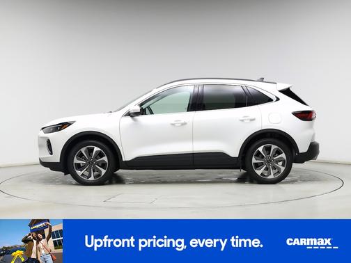 White 2023 Ford Escape Platinum