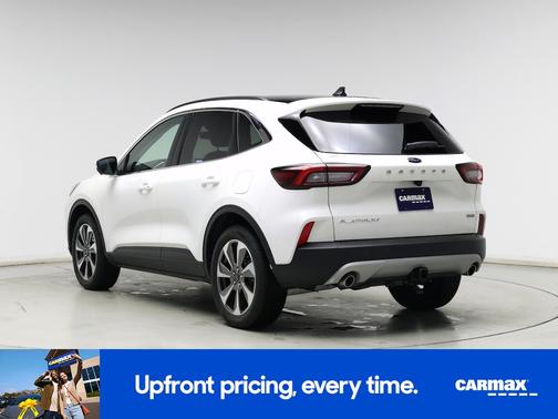 White 2023 Ford Escape Platinum