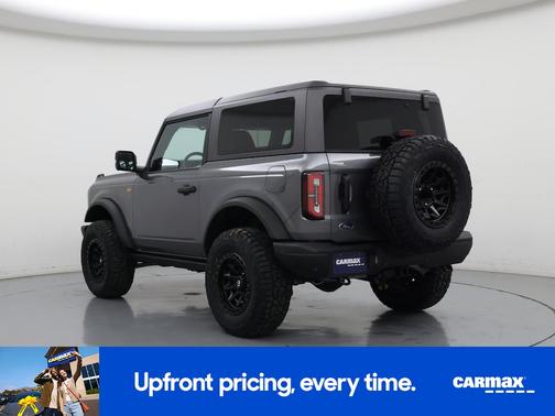 Gray 2023 Ford Bronco Badlands