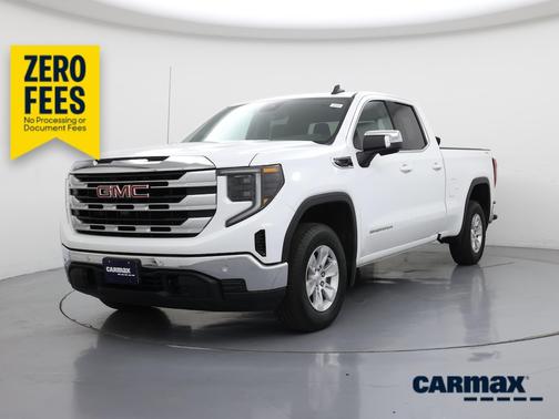 White 2024 GMC Sierra 1500 SLE