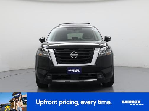 Black 2023 Nissan Pathfinder SL