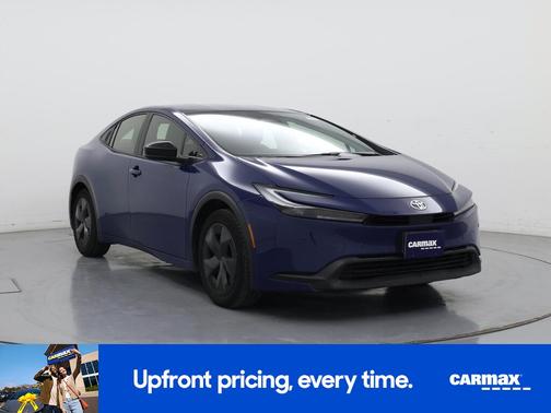 2025 Toyota Prius LE