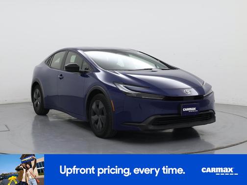 2025 Toyota Prius LE