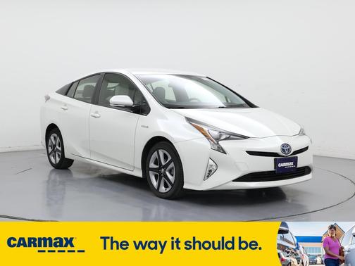 2016 Toyota Prius Three Touring