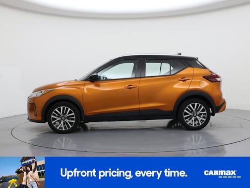 Orange 2021 Nissan Kicks SV