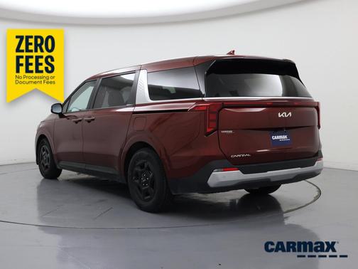 Red 2025 Kia Carnival LXS