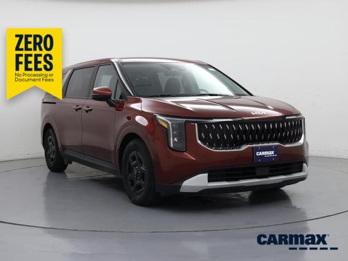 Red 2025 Kia Carnival LXS