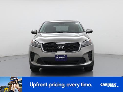 Gray 2019 Kia Sorento LX