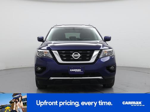 2017 Nissan Pathfinder SV