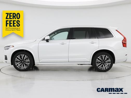 White 2021 Volvo XC90 T6 Momentum