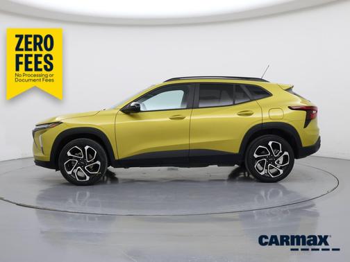 Yellow 2024 Chevrolet Trax 2RS