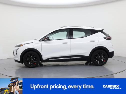 White 2023 Chevrolet Bolt EUV Premier