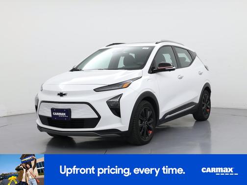White 2023 Chevrolet Bolt EUV Premier