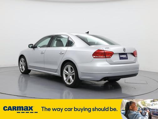 2015 Volkswagen Passat SE