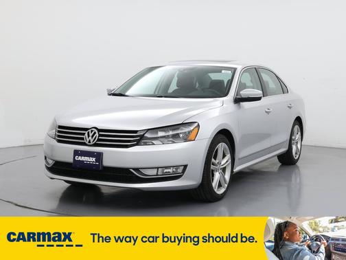 2015 Volkswagen Passat SE