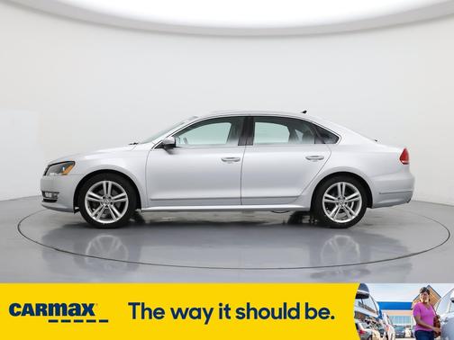 2015 Volkswagen Passat SE