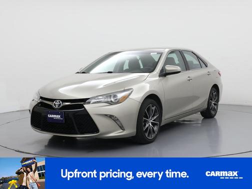 Tan 2015 Toyota Camry XSE