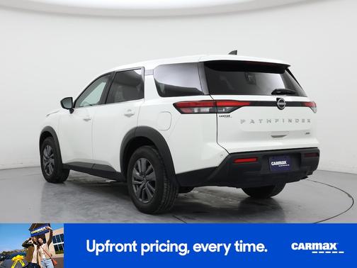 2024 Nissan Pathfinder S