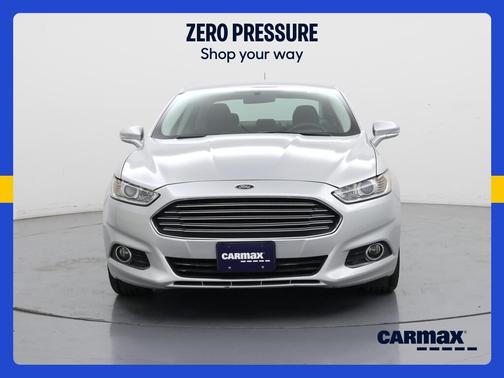 Silver 2015 Ford Fusion SE