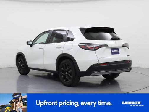White 2023 Honda HR-V Sport