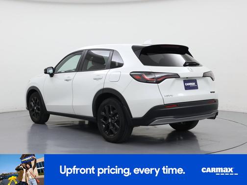 White 2023 Honda HR-V Sport
