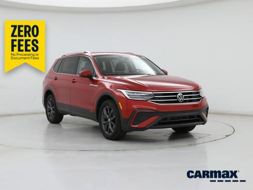 Red 2022 Volkswagen Tiguan SE