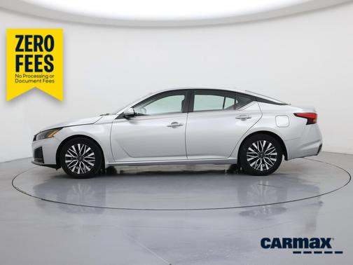 Silver 2024 Nissan Altima SV