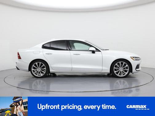 2020 Volvo S60 T5 Momentum