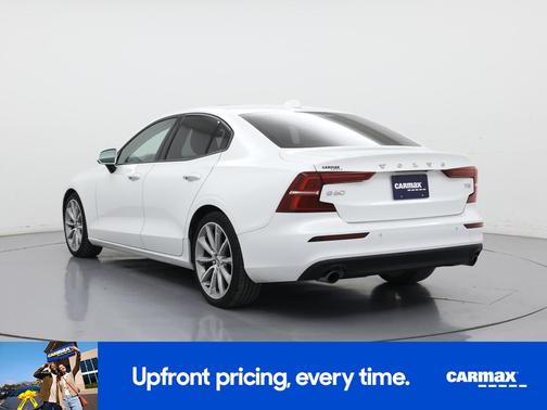 2020 Volvo S60 T5 Momentum