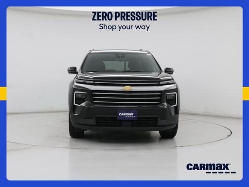 Black 2024 Chevrolet Traverse LT