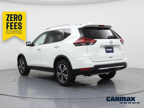 White 2020 Nissan Rogue SV