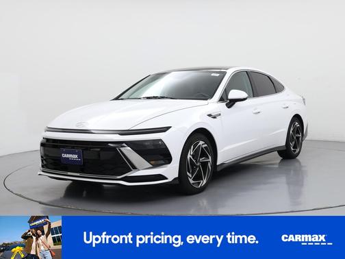 White 2024 Hyundai SONATA SEL