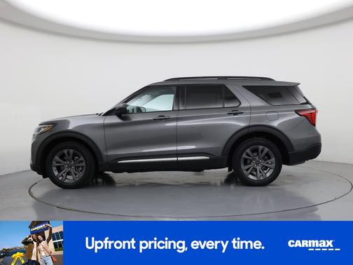 Gray 2025 Ford Explorer Active