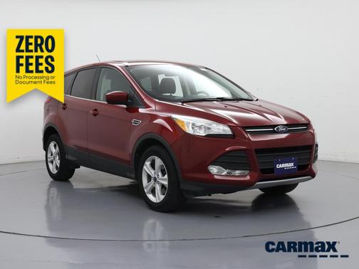 Red 2014 Ford Escape SE