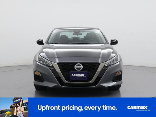 2022 Nissan Altima SR