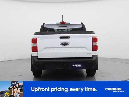 White 2022 Ford Maverick XLT